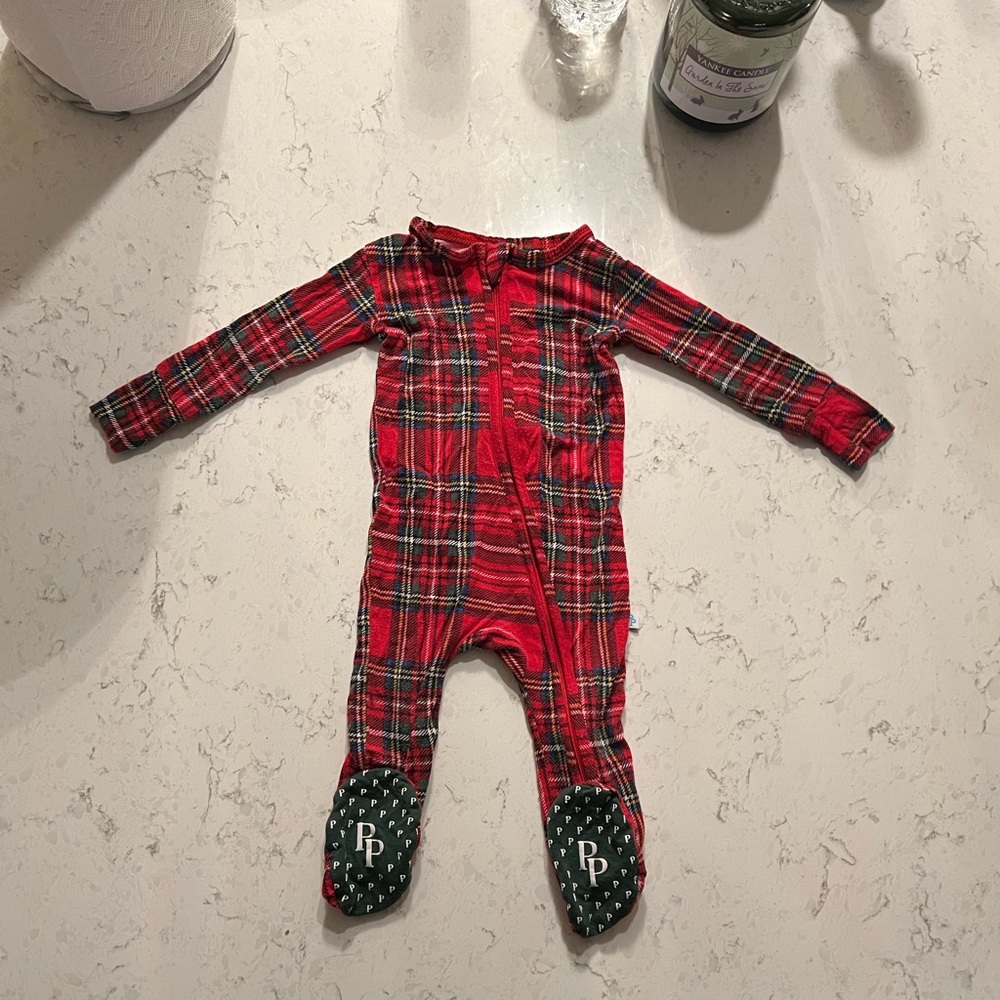 VGUC Post Peanut Vintage Red Tartan Zippered Footie Sz 3-6 months